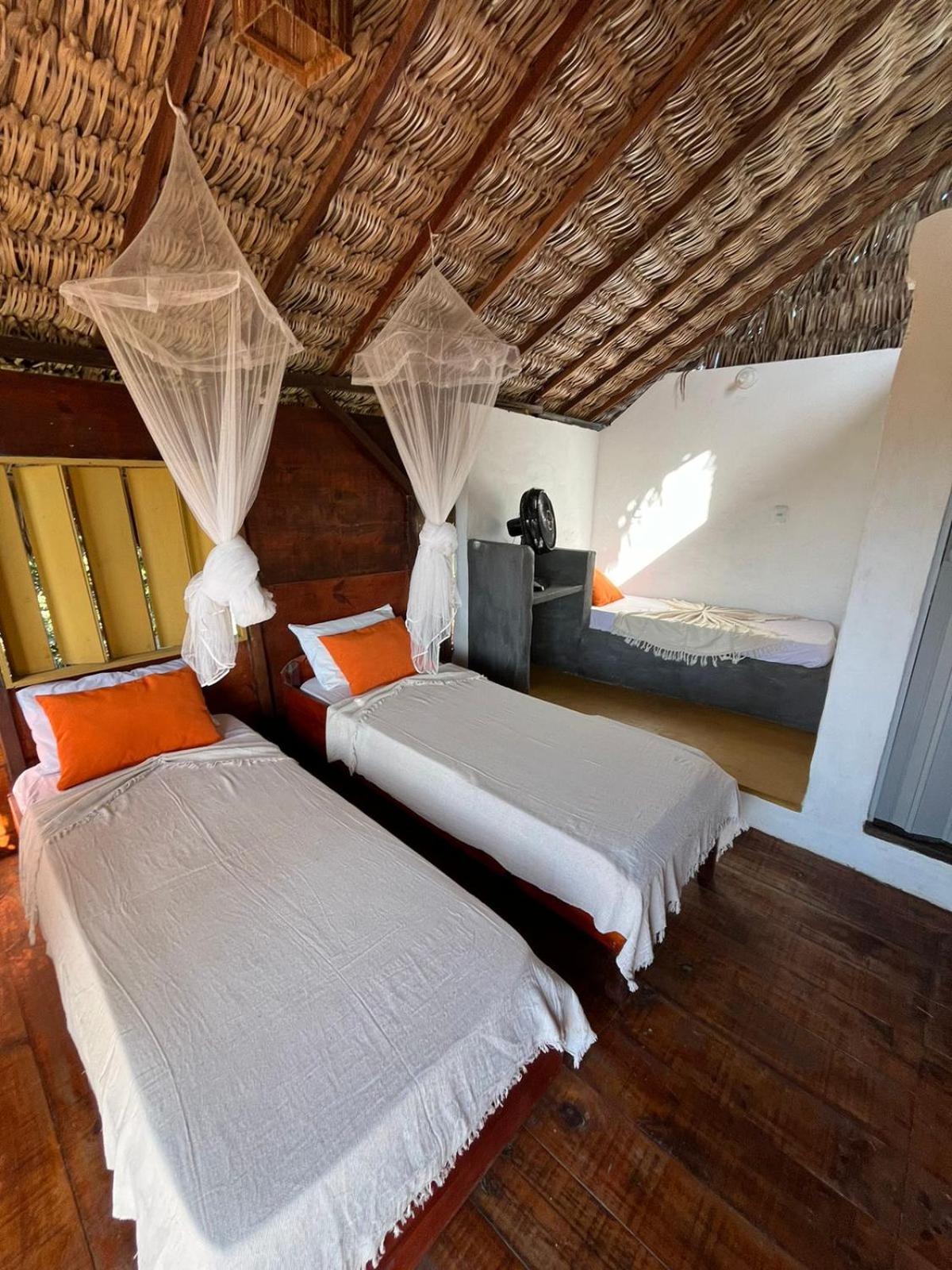 Hotel Dumangue Kite House Guriu Exterior foto